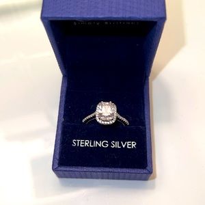 Stunning sterling silver Ring